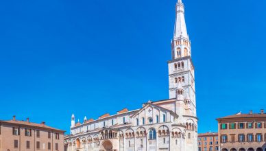 Vendere casa rapidamente a Modena: l'importanza di affidarsi ad un’agenzia qualificata