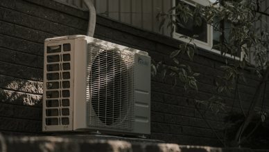 Condizionatori in estate: perché la manutenzione fa la differenza tra comfort e guasto